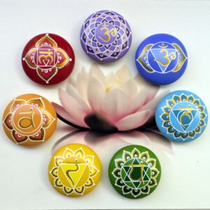 galets peints 7 chakras 5cm