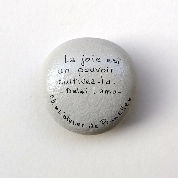 galet peint yin yang-6x6-1